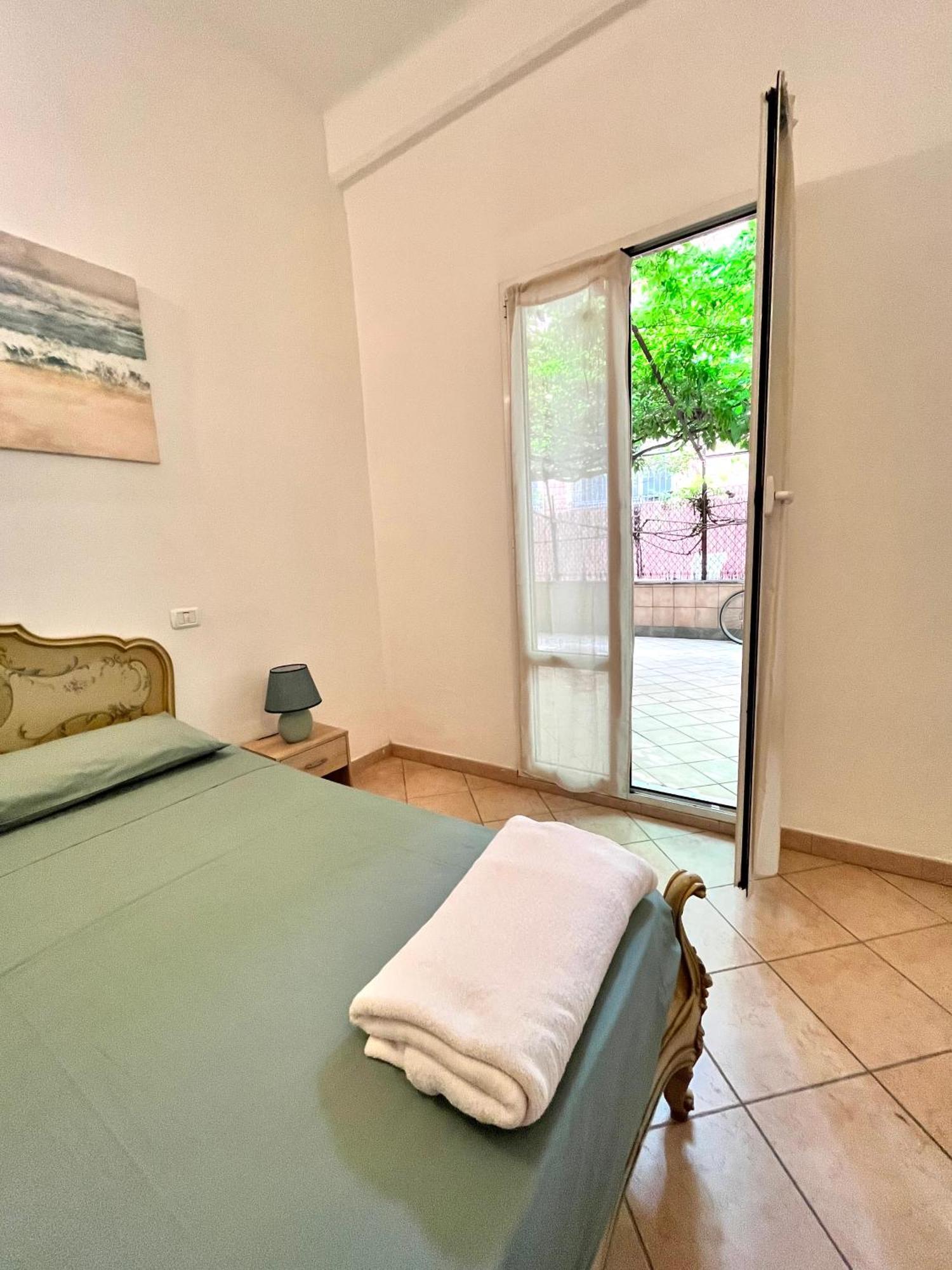 Casa Rosa Apartman Finale Ligure Kültér fotó